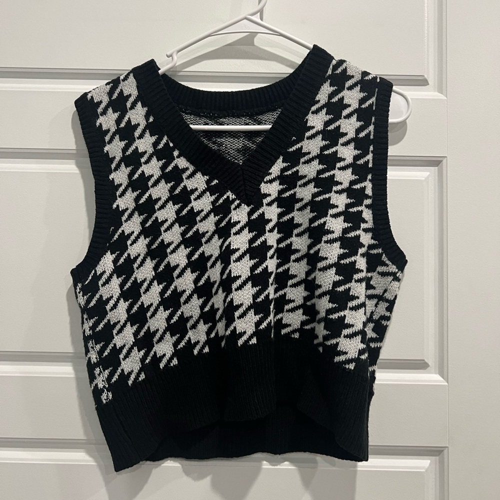 SHEIN sweater vest